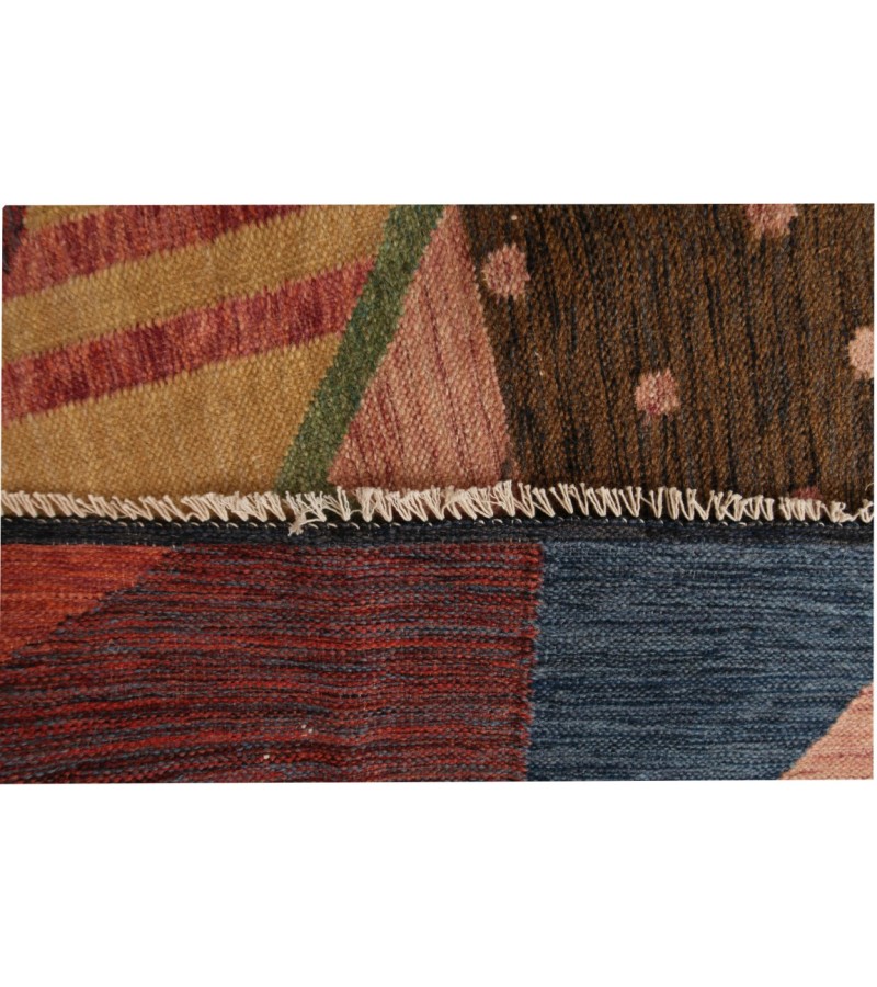 4.7 X 6.5 Ft.. 140x195 cm  Abstract Design Kilim Rug .. (Sold out)
