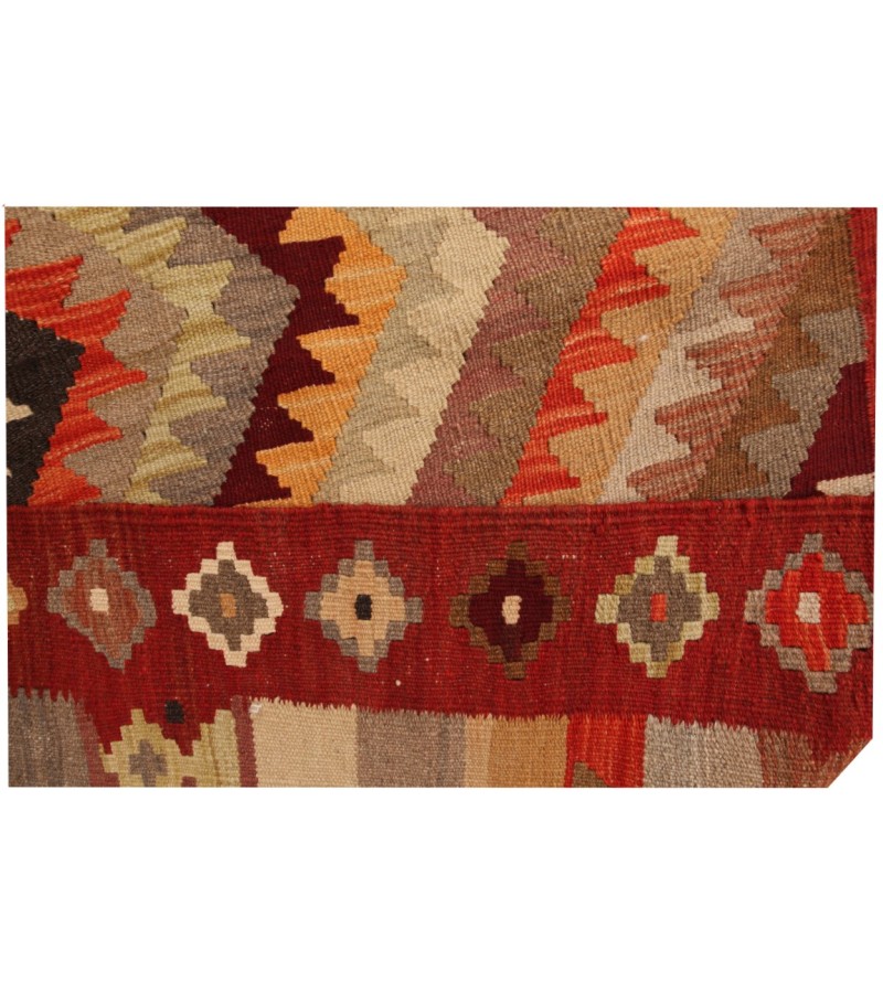 5.11 X 8.0  Ft.. 180x245 cm Kilim Area Rug