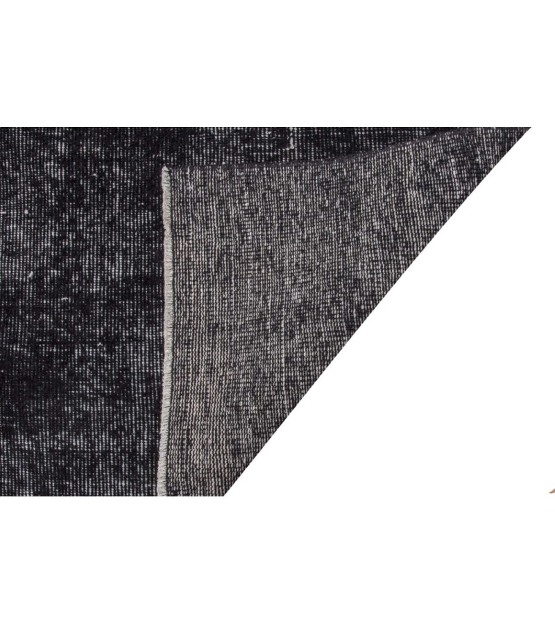 5.9 X 8.9 Ft  175X267 cm BLAck Rug