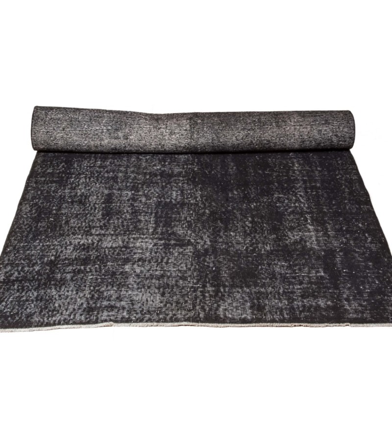 5.9 X 8.9 Ft  175X267 cm BLAck Rug