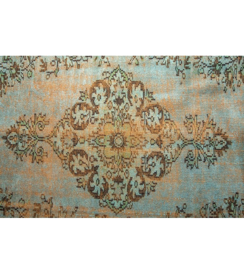 4.6 X 7.1 Ft 1143x217 CM  This is one Hand Knotted Rug , Turkish Vintage Rug , Kitchen Rug
