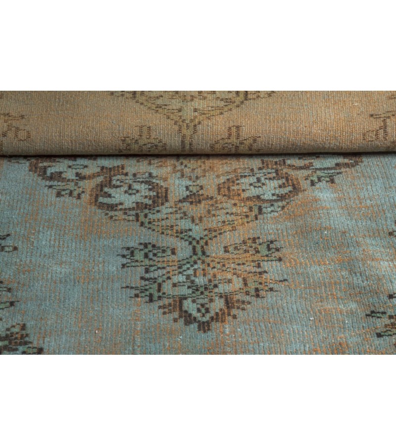 4.6 X 7.1 Ft 1143x217 CM  This is one Hand Knotted Rug , Turkish Vintage Rug , Kitchen Rug