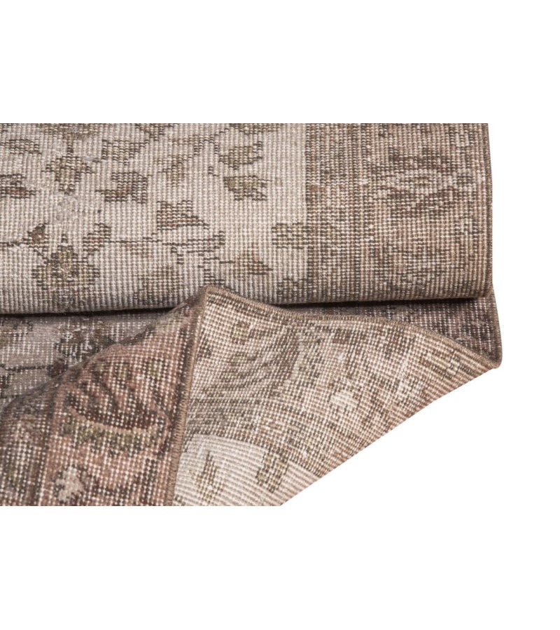 4.7 X 8.3 Ft 145x255 CM  Vintage Rug , Turkish Area Rug , Living Room Rug