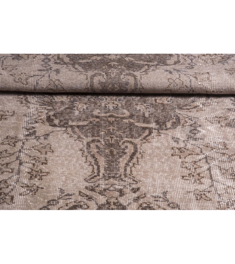 5 X 9 Feet . Perfect Madallion in Brown Colors Rug, Turkish Hand Knotted Persian Rug, Living Room Antique Rug, No Repeair Perfect Condition