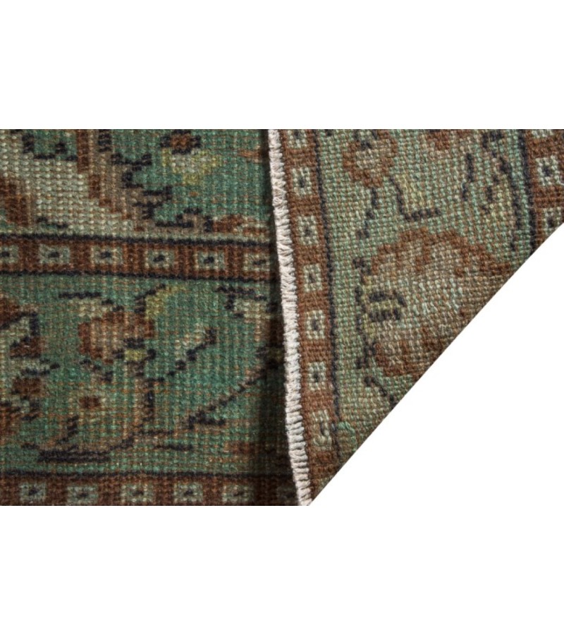 5.2 X 9 Ft.. 159x274 cm This is Hand Knotted Turkish Rug , Two Colors Rug