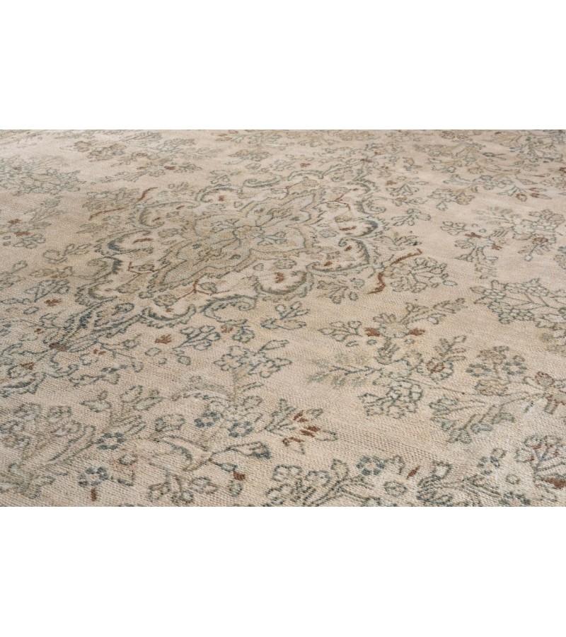 9 X 12 Feet . Perfect Madallion in Natural Colors Rug , Turkish Hand Knotted Persian Rug , Living Room Antique Rug , No Repeair Perfect Condition