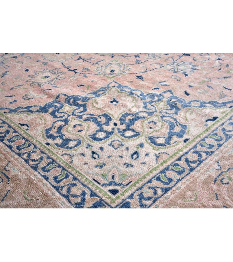 10 X 13 Feet . All over Flower Pattern Rug ,  Hand Knotted Living Room Rug , Border Pattern Oushak Rug , No Repeair PErfect Condition