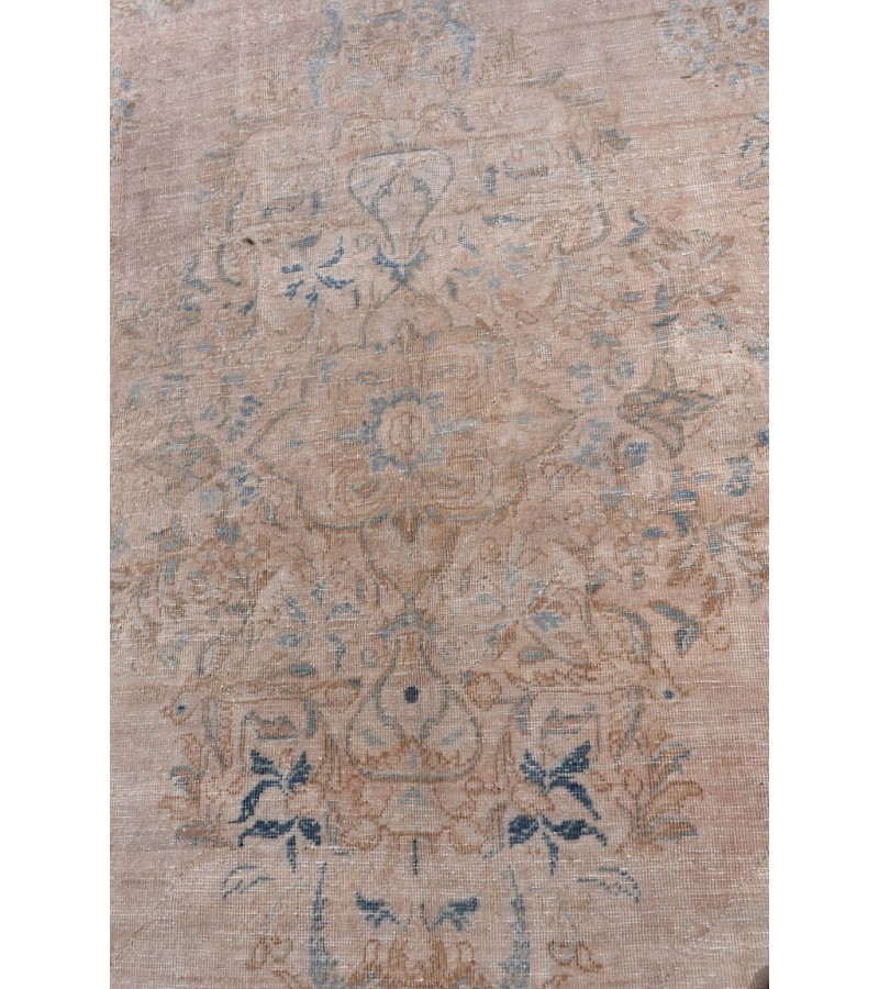 8 X 13 Feet . All over Flower Pattern Natural Colors Rug ,  Hand Knotted Living Room Rug , No Repeair PErfect Condition