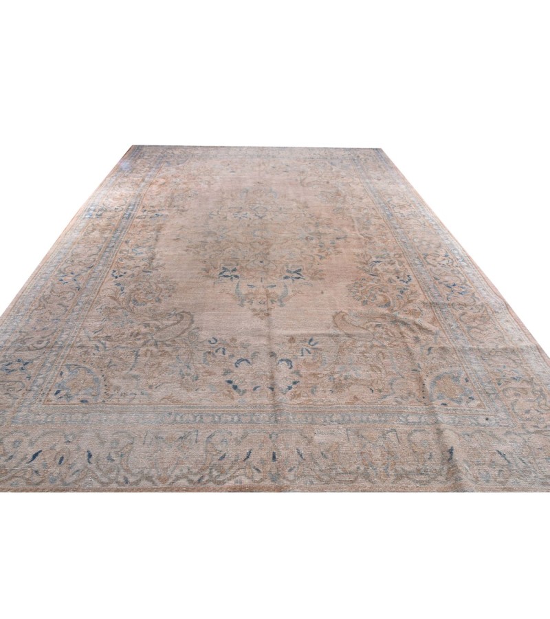 8 X 13 Feet . All over Flower Pattern Natural Colors Rug ,  Hand Knotted Living Room Rug , No Repeair PErfect Condition