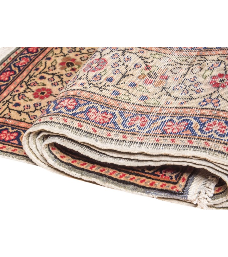 6 X 9 Feet . All over Flower Pattern , Brown in Rainbown Colors Rug , Turkish Hand Knotted Living Room Rug, No Repeair PErfect Condition