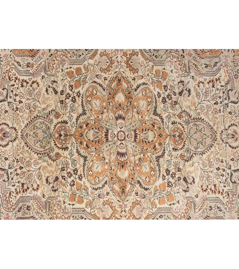 7 x 10 Feet . Perfect Madallion in Pastel Colors Rug , Turkish Hand Knotted Persian Rug , Living Room Rug , No Repeair Perfect Condition