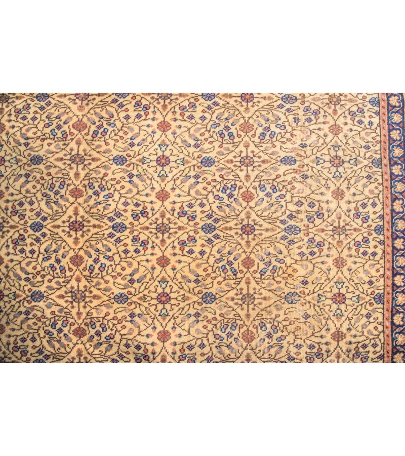 7 X 10 Feet. All over Flower Pattern , Natural Colors Rug , Turkish Hand Knotted Living Room Rug , No Repeair PErfect Condition
