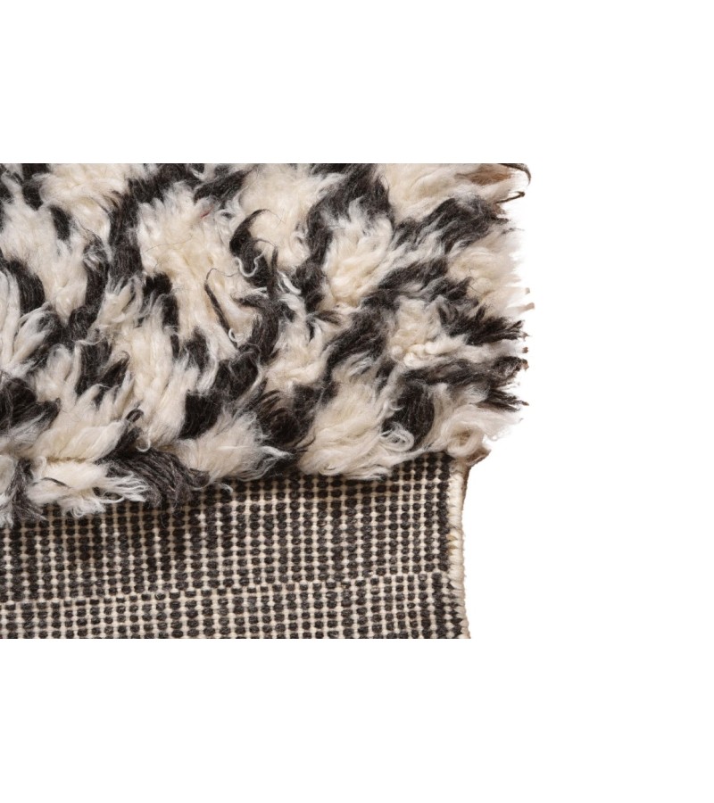 7X10 Feet . Modern Carpet, Turkish Shaggy Tulu rug ,handmade shaggy rug , Oversize Beige in Black details Colors high Pile Designer rug