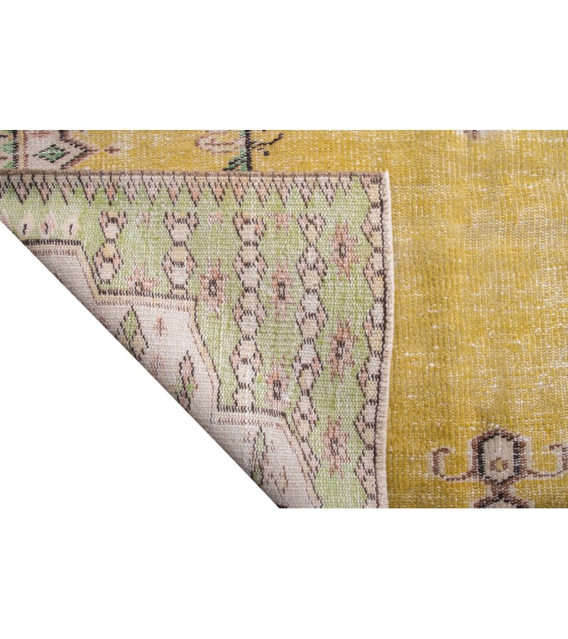 5X7 Feet  Perfect Multi Color Rug , Turkish Hand Knotted Kitchen Rug , Turkish Vintage Rug  , No Repeair PErfect Condtion