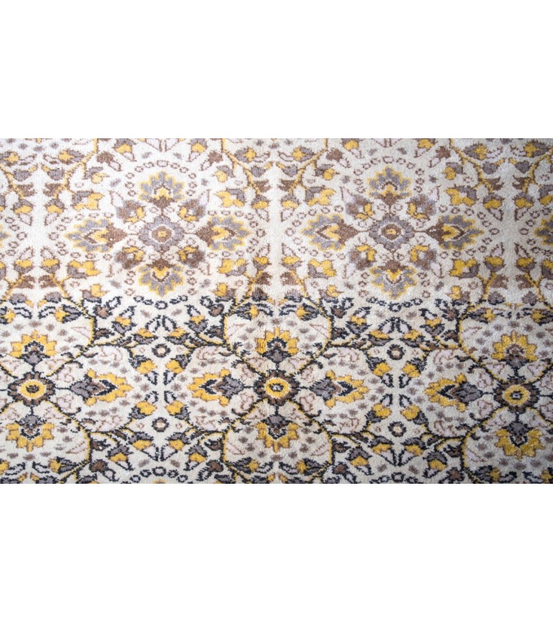 5X9 Feet . Beige Color Brown PAttern Rug , All over Flowers  Turkish Hand KNotted Rug , Anatolian  Rug , No Repeair Perfect Condition Rug