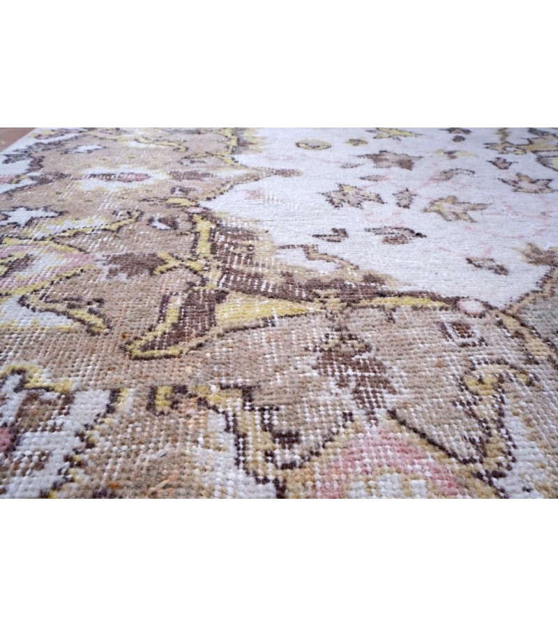 6x10 Feet . Turkish Area Rug , Madallion Rug ,Hand Knotted Mid-Country Rug , Antique Area Rug , Luxury Living Room Rug , No Repeair Perfect Condition