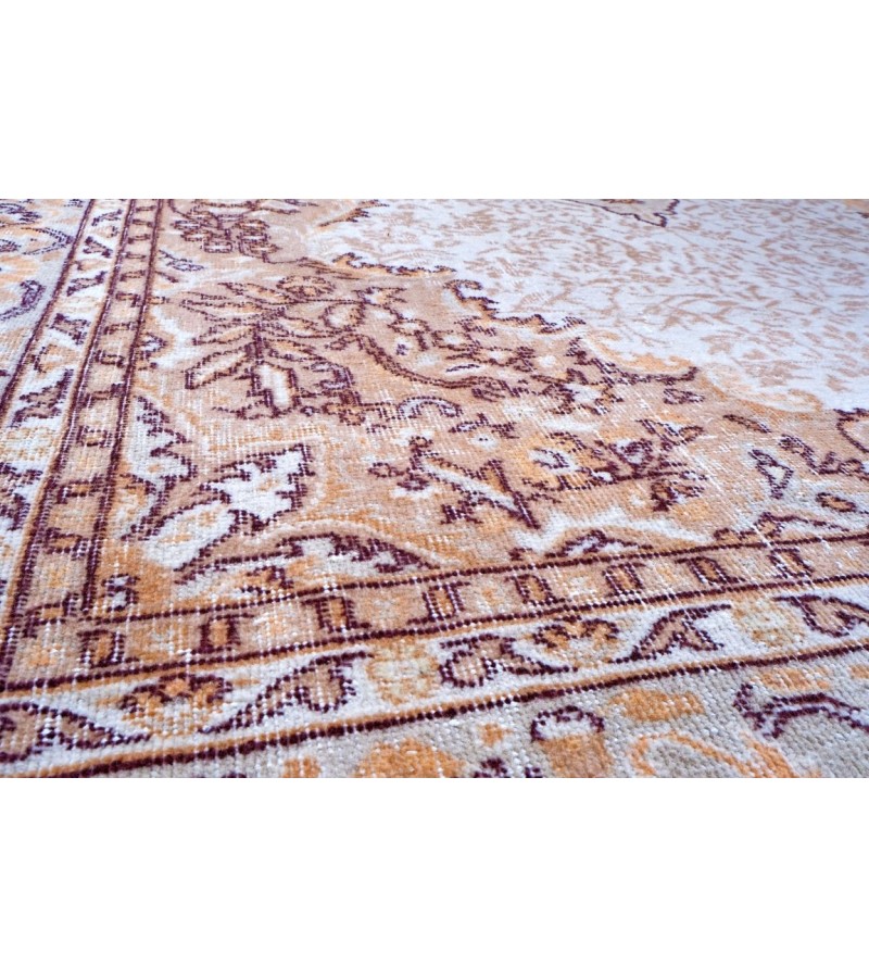 6.2 X 10.4  Feet .   193x324 cm Large Turkish Area Rug , Hand Knotted Luxury Rug , No Repeair Perfect Condition