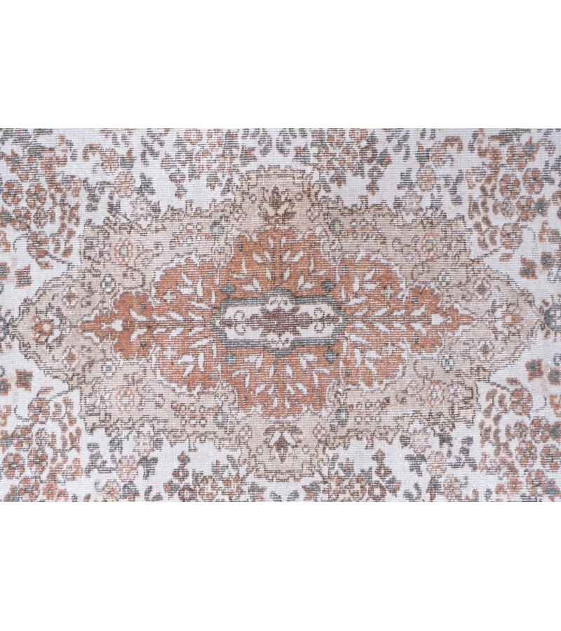 5.7X9 Feet.  170x275 Cm  , Flower Madallion PAttern , Antique Hand Knotted Mid-Country Rug , No Repeair Perfect Condition