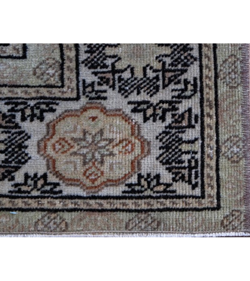 4.9 x 7 Feet..  145 x 215 cm Buhara Pattern Rug , Antique Muted Color Vintage Rug , No Repeair Perfect Condition Rug 