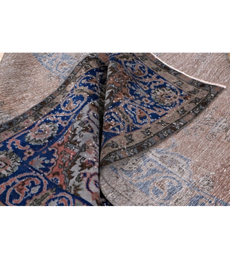 6.7 X 9.3 Ft.. 200x280 cm  Two  Color Living Room Rug , Hand Knotted , Mid-Country Rug , Very good situation, No Repeair Perfect Condtion