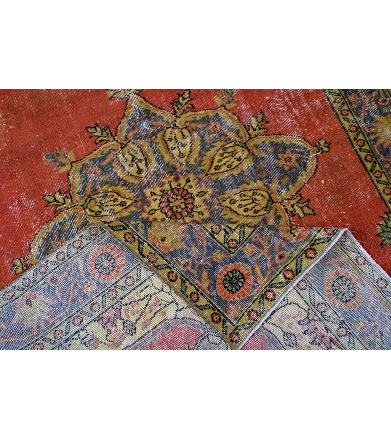 6.3x9.8 Feet , Red Color Vintage Rug , Hand Made Rug, Turkish Area Rug , Madellion PAttern Rug