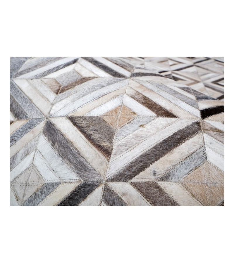 5x8 Handmade Natural Cowhide Rug / Real Hair-on Leather Patchwork Carpet / Home Decor Area Rug / Hallway or Door Runner / Interior Floor Rug