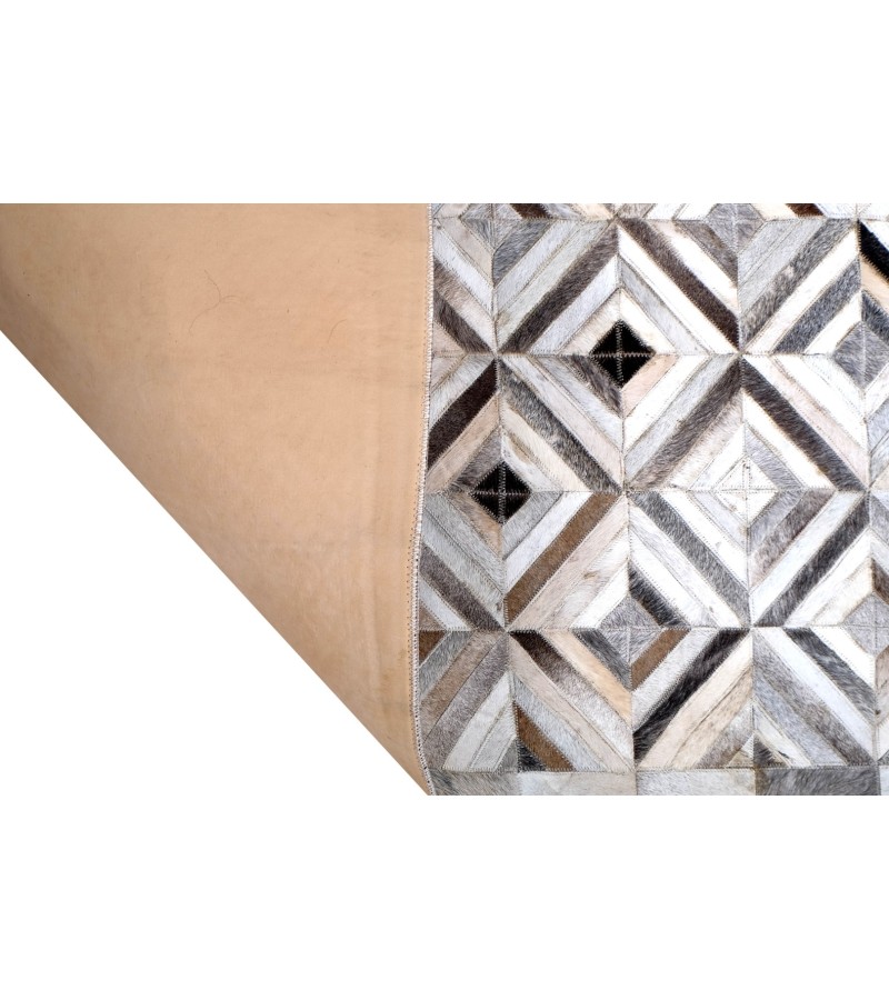 5x8 Handmade Natural Cowhide Rug / Real Hair-on Leather Patchwork Carpet / Home Decor Area Rug / Hallway or Door Runner / Interior Floor Rug