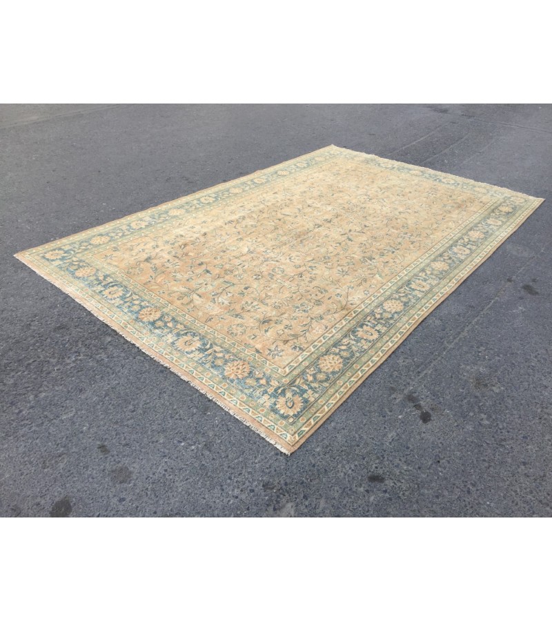 7x10 rug for living room, vintage Turkish rug, 6'6 X 10'2 bedroom rug, area rug