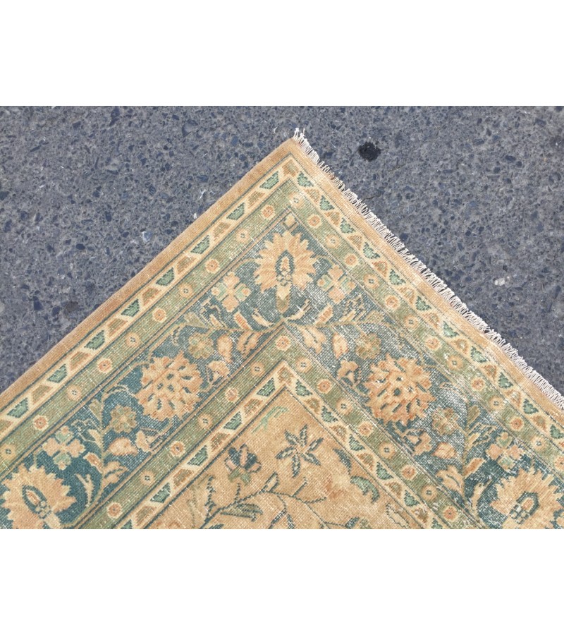 7x10 rug for living room, vintage Turkish rug, 6'6 X 10'2 bedroom rug, area rug