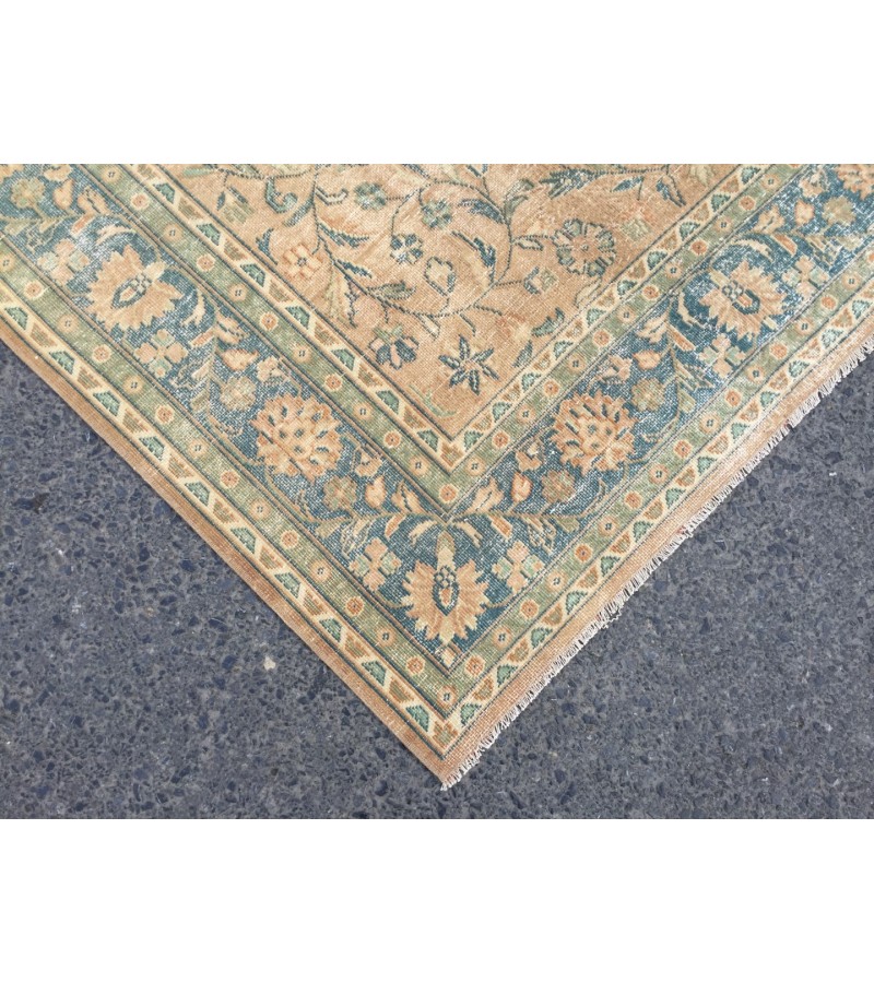 7x10 rug for living room, vintage Turkish rug, 6'6 X 10'2 bedroom rug, area rug