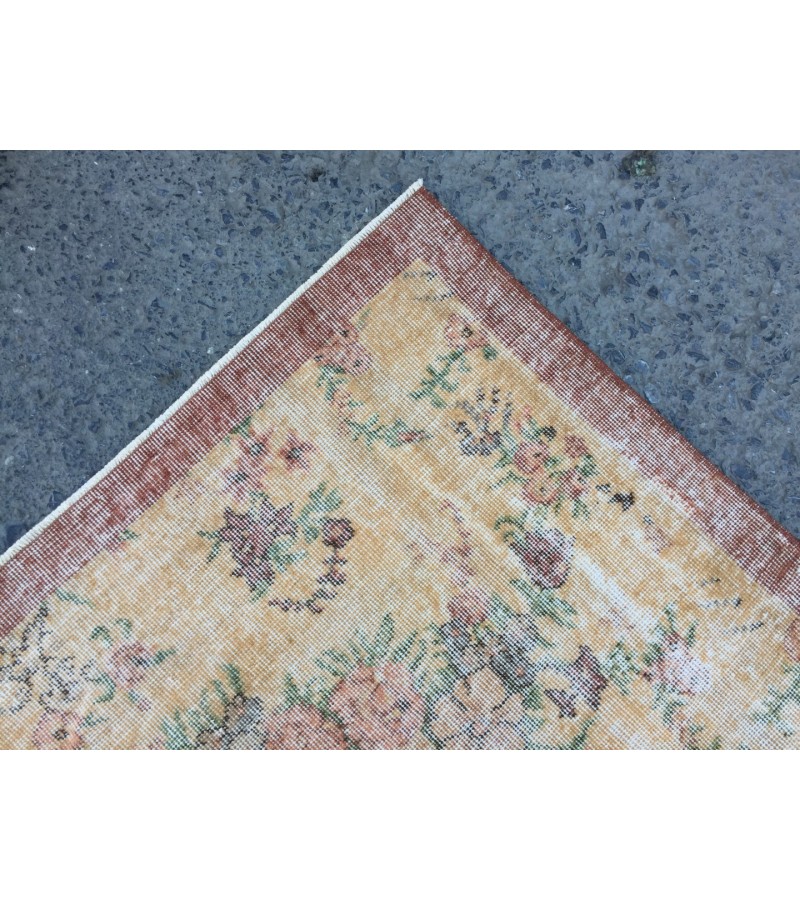 6x10 floral area rug, faded yellow rug, Vintage rug , 6'5 X 9'7 retro rug, Oriental rug