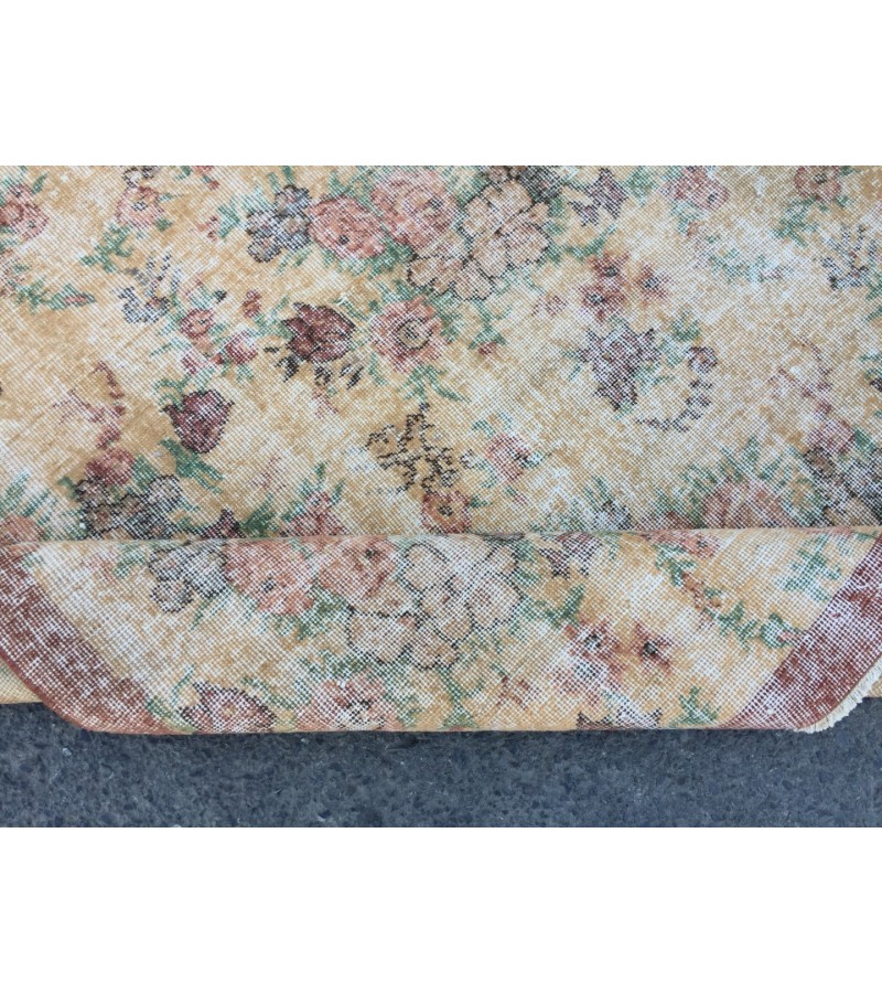 6x10 floral area rug, faded yellow rug, Vintage rug , 6'5 X 9'7 retro rug, Oriental rug