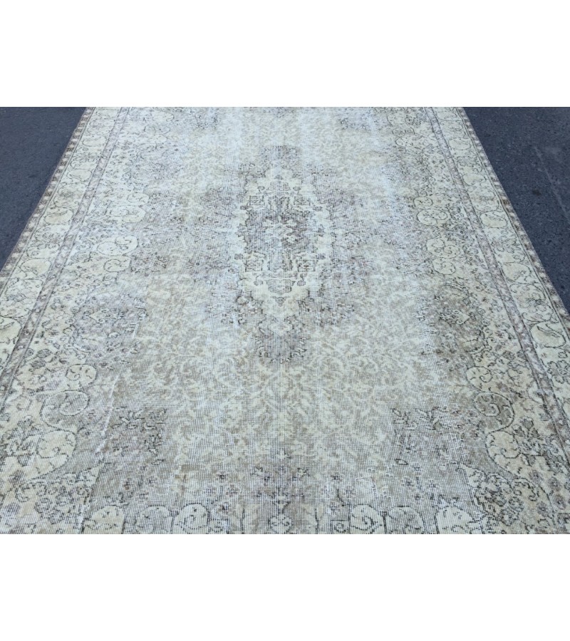 6x10 Rustic Woven Rug ,faded farmhouse rug, 70s rug , 6'1 X 9'6 Turkish Living room Rug