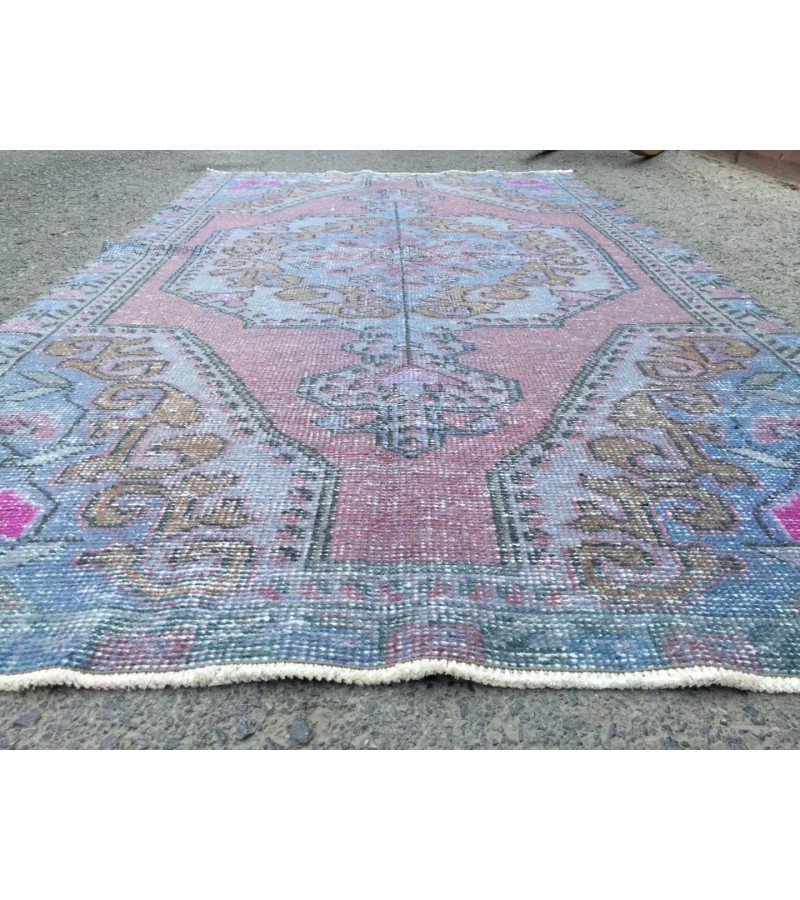 4x7 hand woven rug, vintage kitchen rug, Handmade rug , 3'10 X 7'4 blue pink rug
