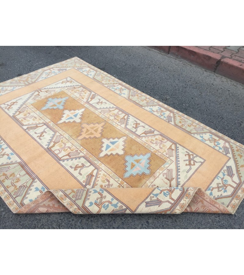 5x8 vintage abstract rug, bedroom rug , kitchen rug, 5'1 X 7'9 Handmade rug