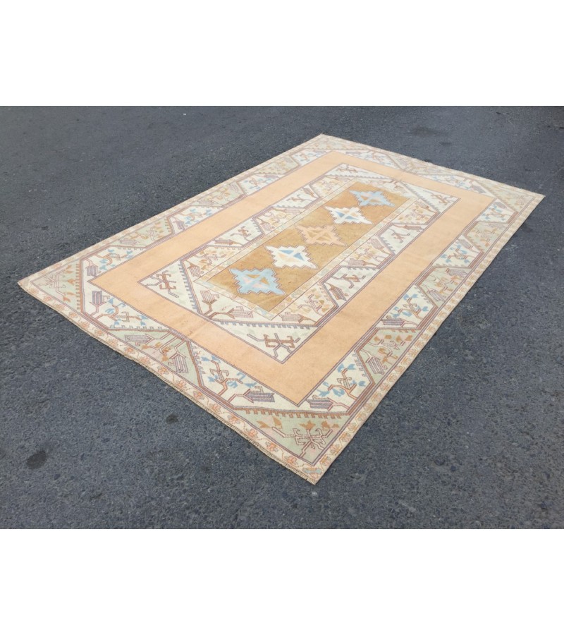 5x8 vintage abstract rug, bedroom rug , kitchen rug, 5'1 X 7'9 Handmade rug