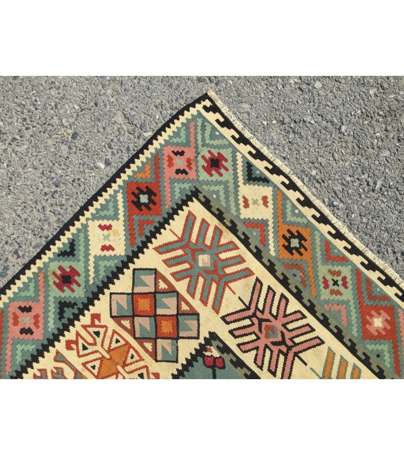 6 X 10 Feet . Turkish Anatolian Carpet , Patterned , Antique Carpet , Hand Woven Carpet , Old Middle  Village Carpet , Unrepaired Excellent Condition