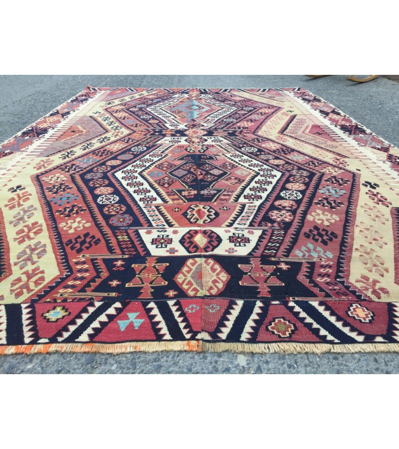 6x8 unique geometric kilim, living room rug,70's kilim, Turkish kilim, handmade rug ,5'6 X 8'1 woven rug