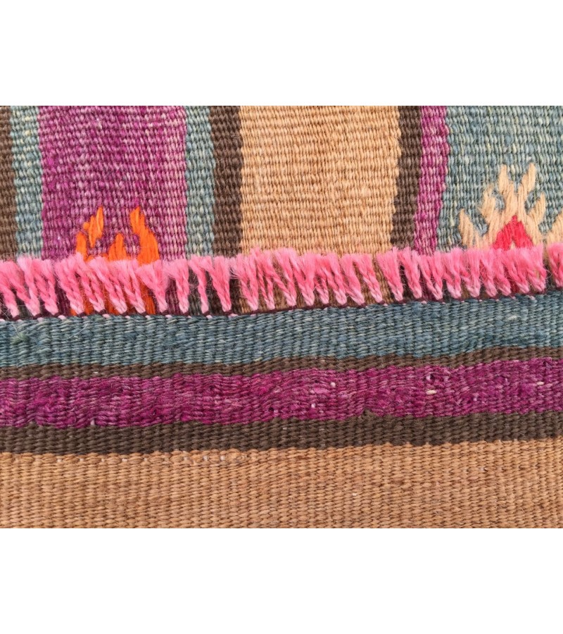 5x9 embroidered kilim , boho bedroom rug, Handmade rug , 4'9 X 8'6 area rug 