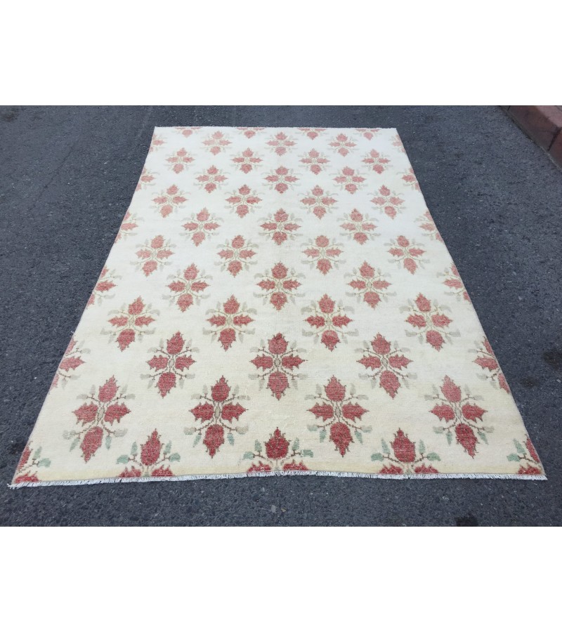 5x8 abstract minimal rug, ivory red Vintage rug , handmade rug , 5'3 X 8'4 rug for living room