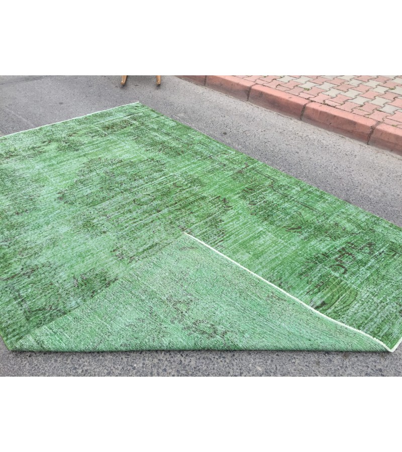 7x10 distressed green area rug, dining room green rug, 6'7 X 10' woven rug