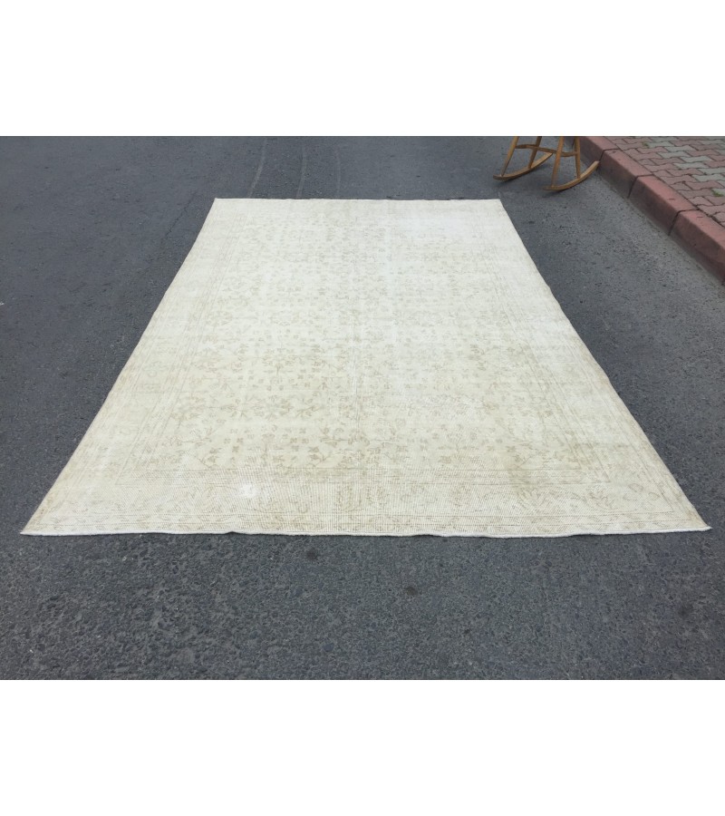 7x10 rug for living room, retro bedroom rug, dining room rug, 6'6 X 9'11 Ivory Area Rug