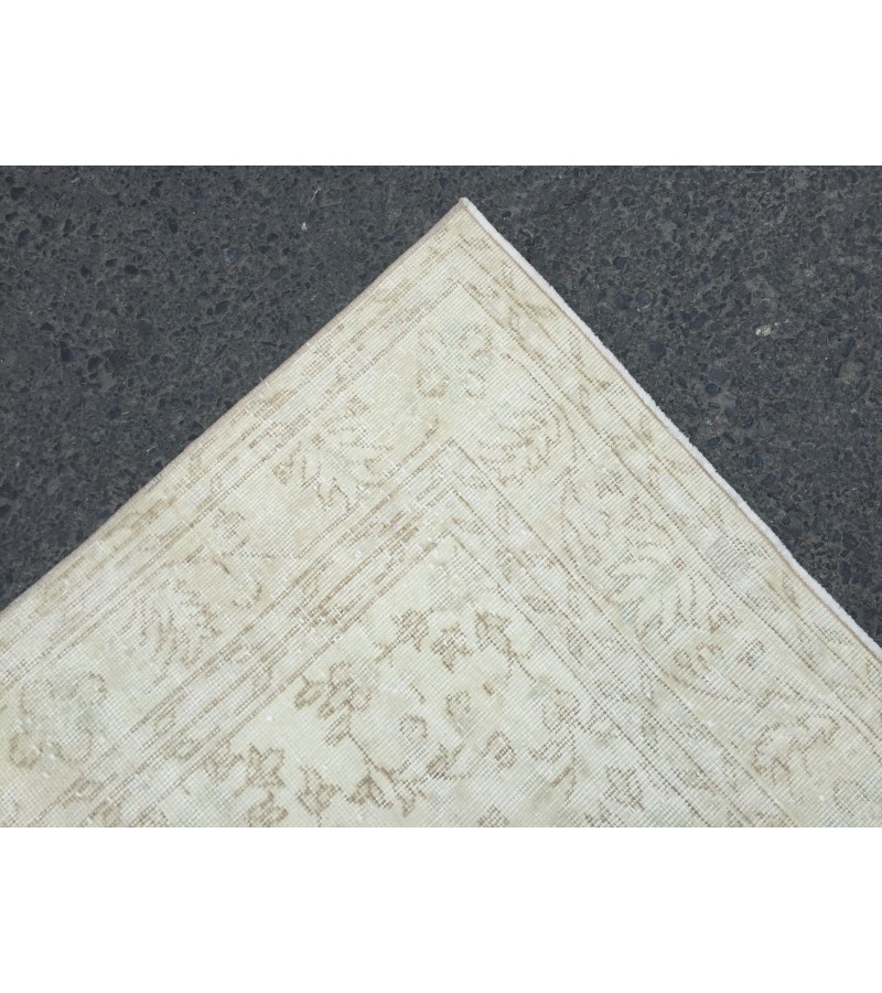 7x10 rug for living room, retro bedroom rug, dining room rug, 6'6 X 9'11 Ivory Area Rug