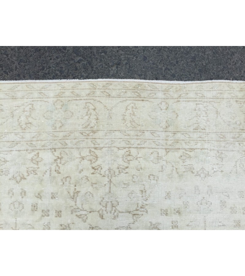 7x10 rug for living room, retro bedroom rug, dining room rug, 6'6 X 9'11 Ivory Area Rug