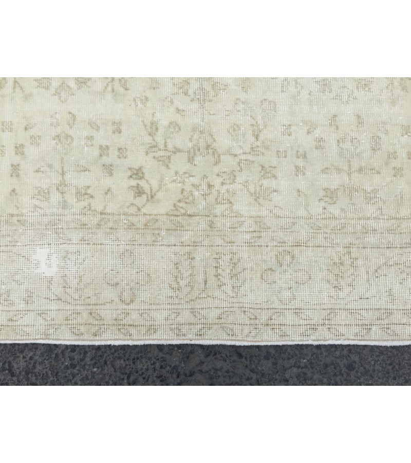 7x10 rug for living room, retro bedroom rug, dining room rug, 6'6 X 9'11 Ivory Area Rug