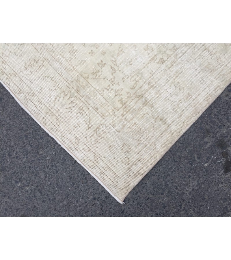 7x10 rug for living room, retro bedroom rug, dining room rug, 6'6 X 9'11 Ivory Area Rug