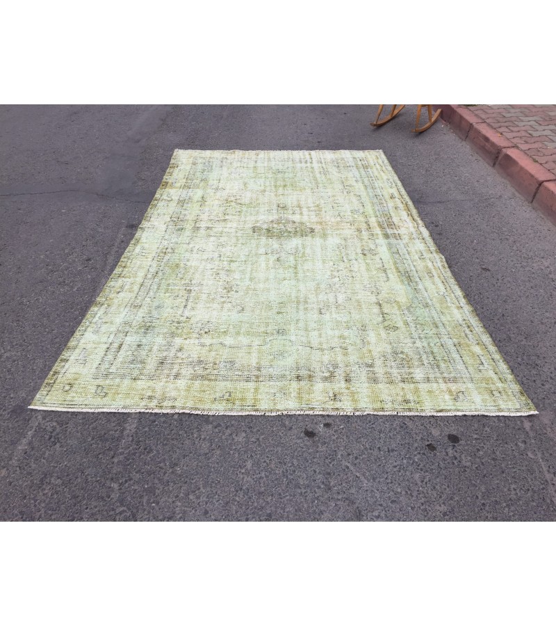6x10 distressed green rug, ,Area rug, 5'9 X 9'6 Rug for bedroom, Boho rug