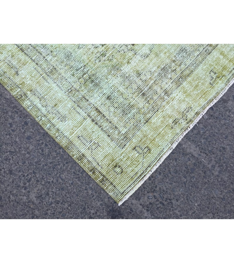 6x10 distressed green rug, ,Area rug, 5'9 X 9'6 Rug for bedroom, Boho rug