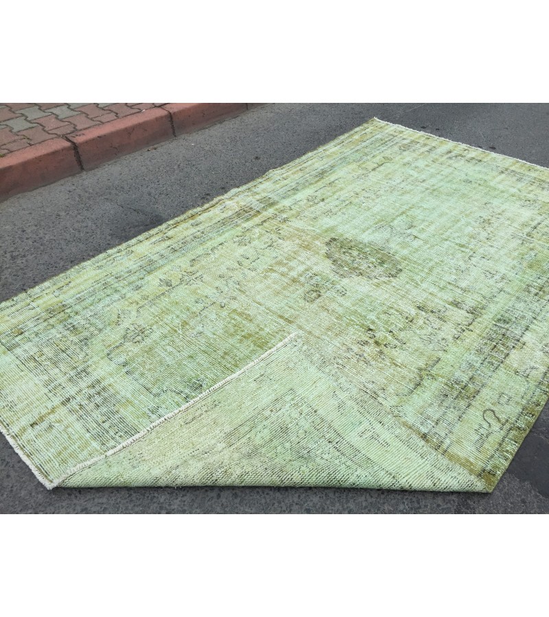 6x10 distressed green rug, ,Area rug, 5'9 X 9'6 Rug for bedroom, Boho rug