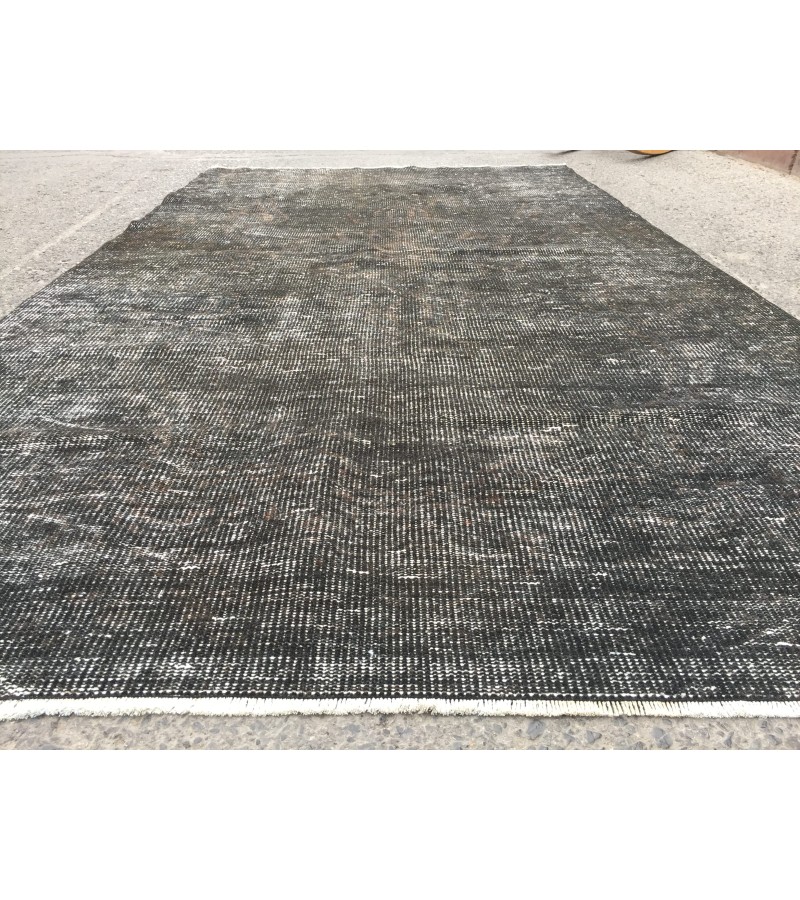 5x9 distressed farmhouse rug, vintage Turkish rug , 5'1 x 9'4 black brown rug